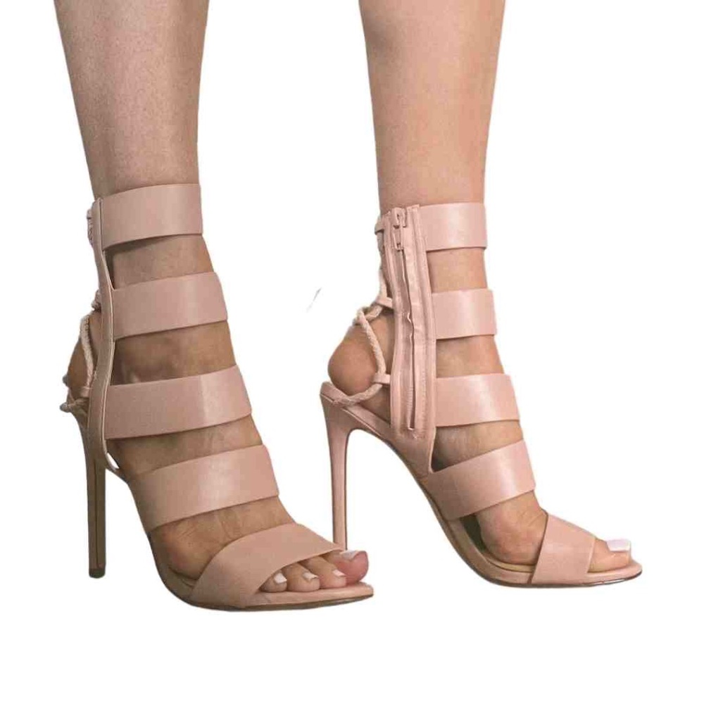 ALDO SZ 7 1/2 Nude strapped heels